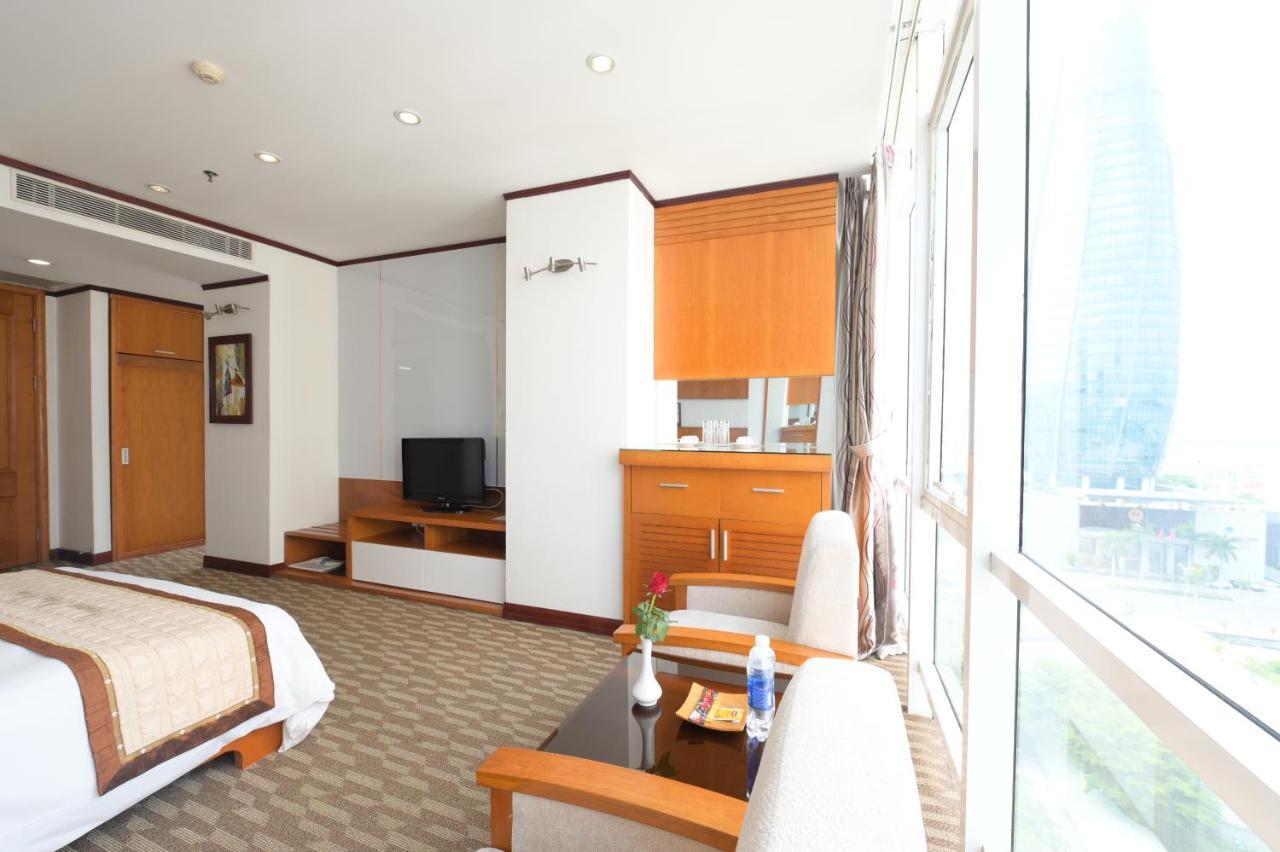Danang Petro Hotel Bagian luar foto
