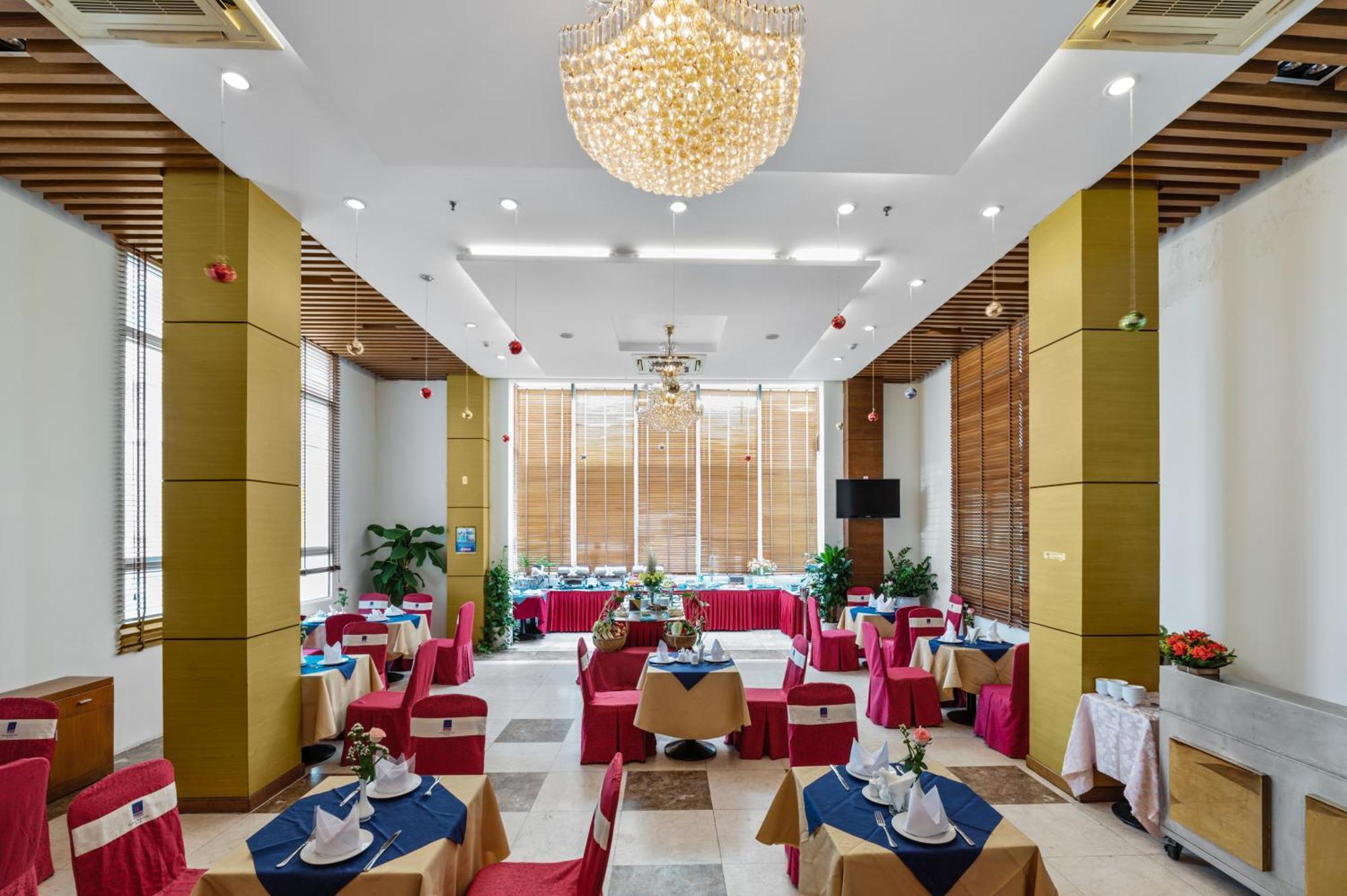 Danang Petro Hotel Bagian luar foto