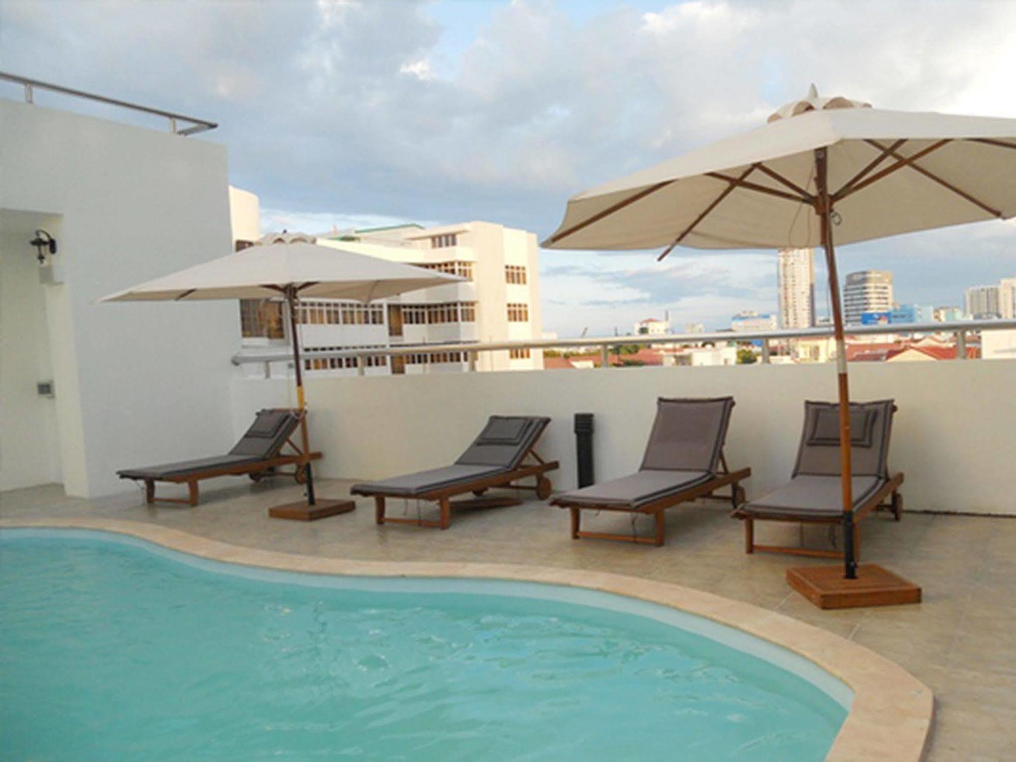 Danang Petro Hotel Bagian luar foto