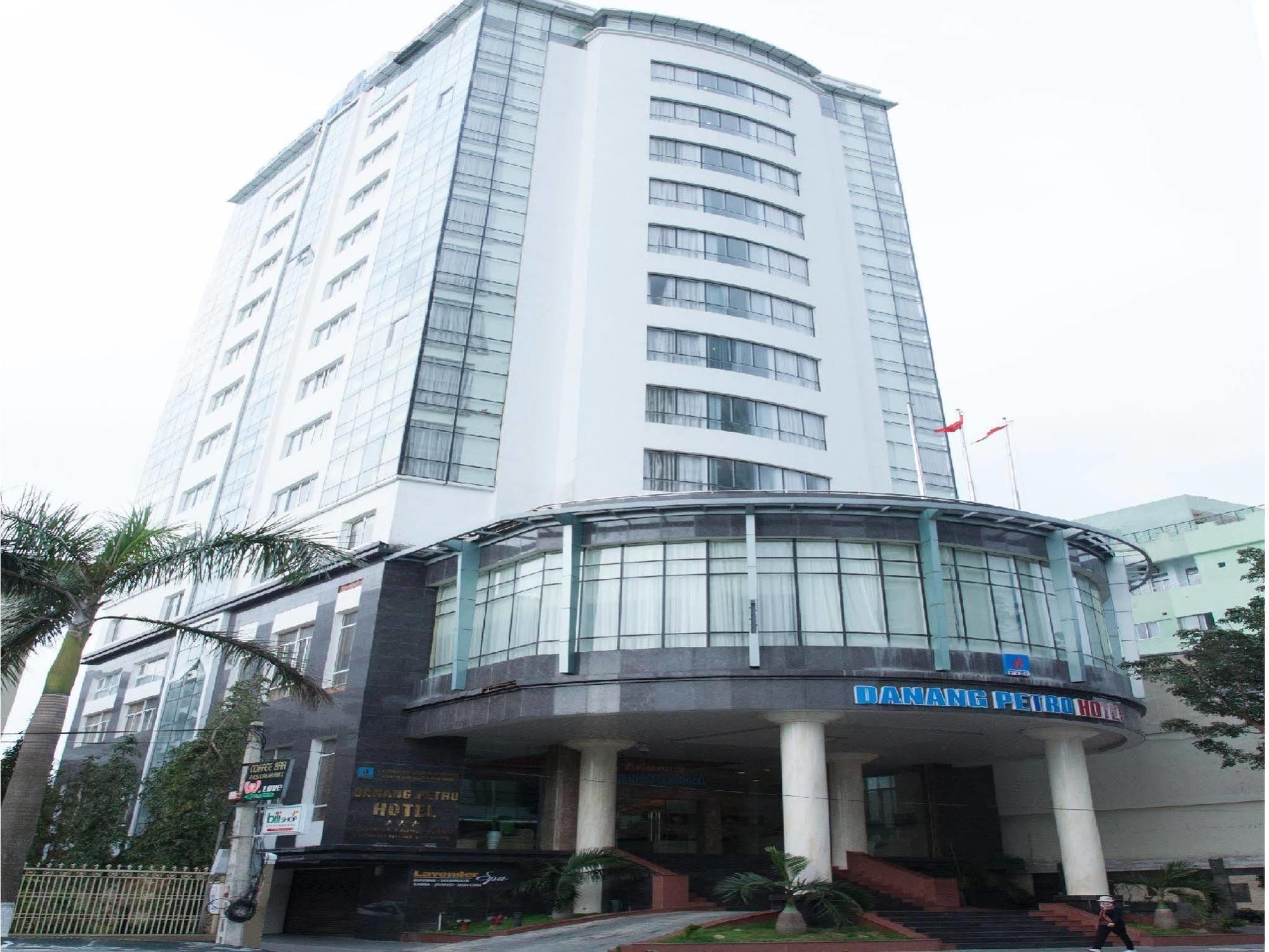 Danang Petro Hotel Bagian luar foto