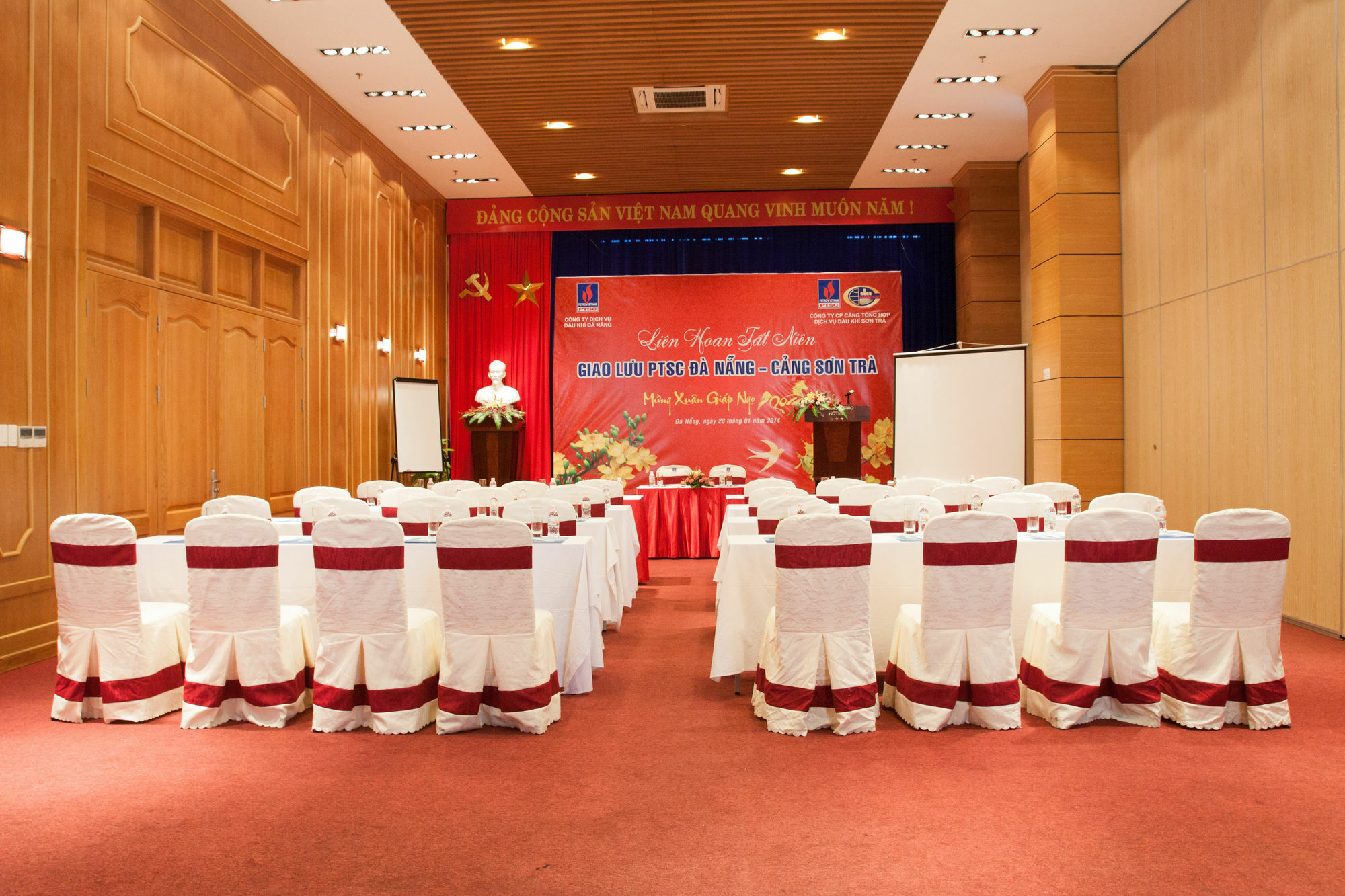 Danang Petro Hotel Bagian luar foto