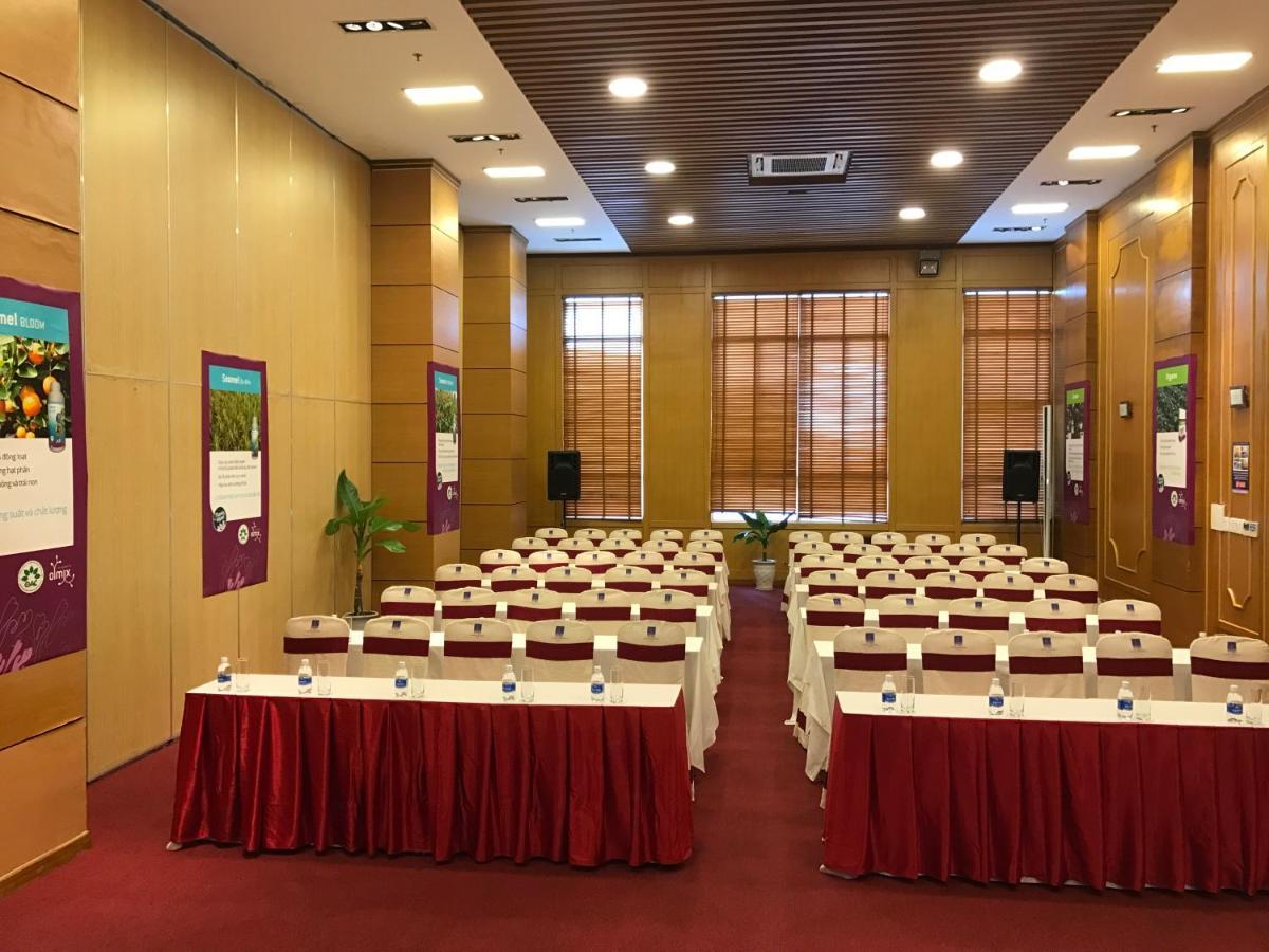 Danang Petro Hotel Bagian luar foto