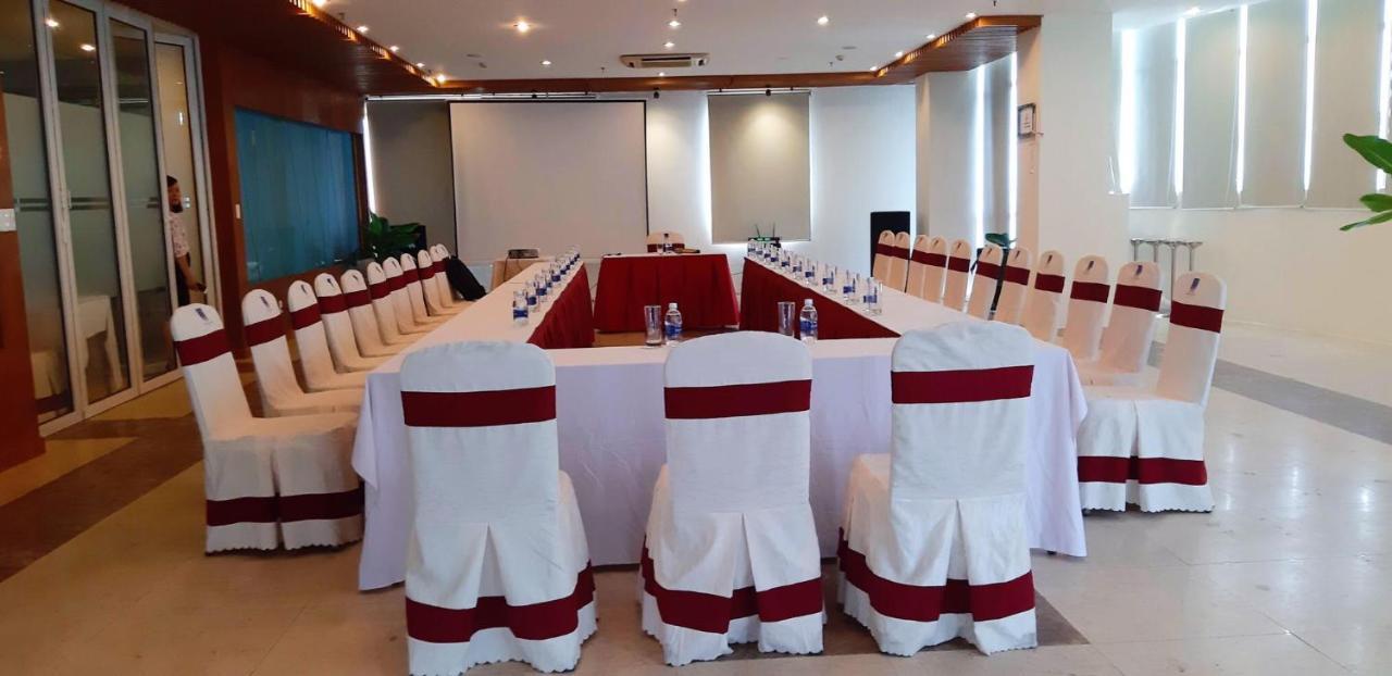 Danang Petro Hotel Bagian luar foto