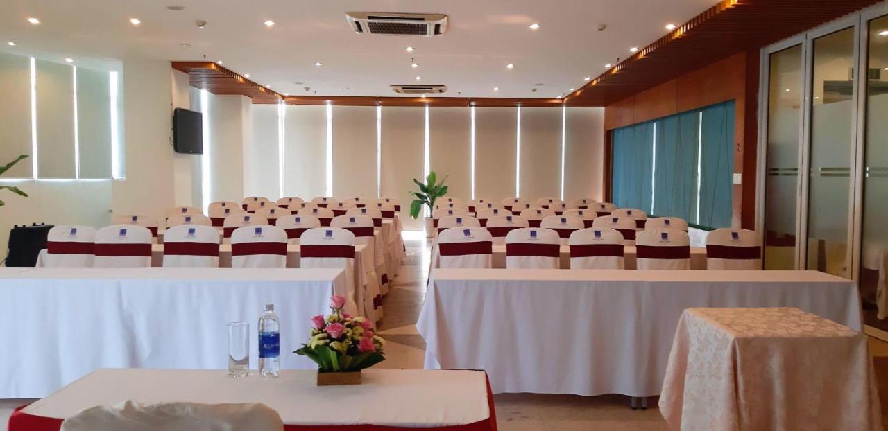 Danang Petro Hotel Bagian luar foto